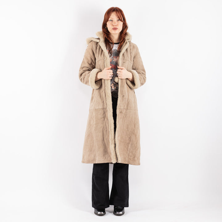 Vintage 70's Women Sheepskin Coat in Beige