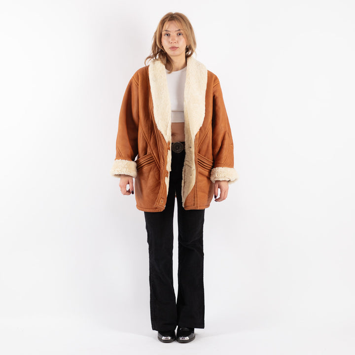 Vintage 80's Women Sheepskin Shearling Coat in Brown