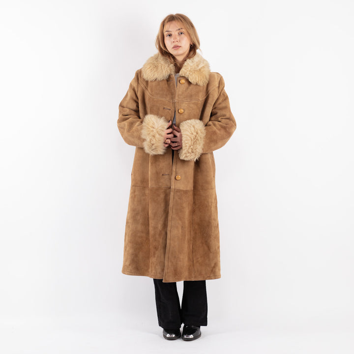Vintage 70's Women Sheepskin Coat in Beige