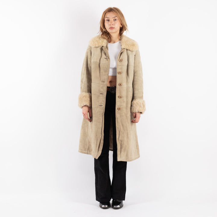 Vintage 70's Women Sheepskin Coat in Beige