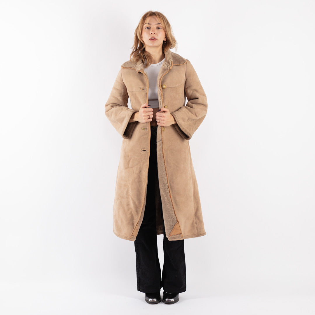 Vintage 70's Women Sheepskin Coat in Beige