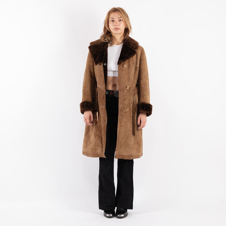 Vintage 70's Women Sheepskin Coat in Beige