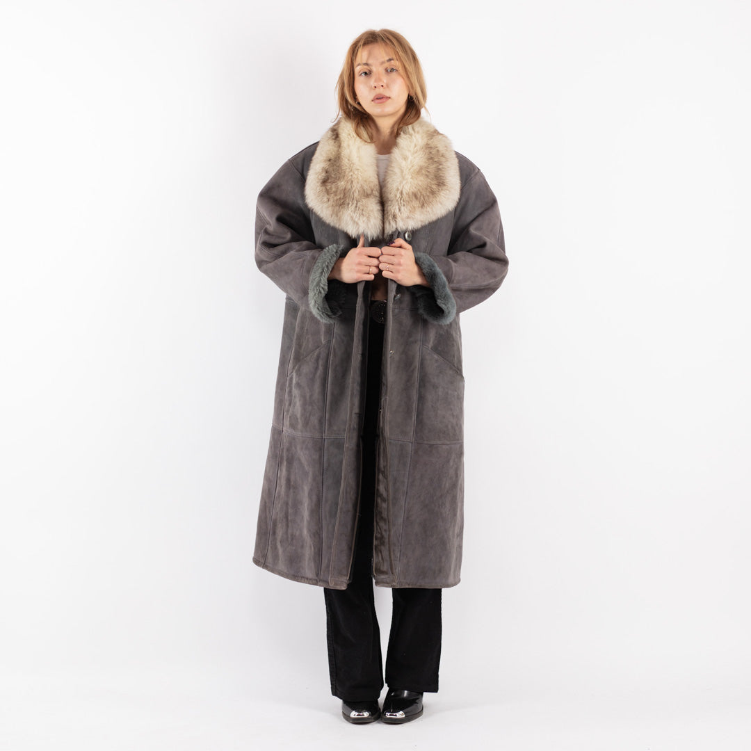Vintage 70's Women Sheepskin Shearling Coat in Gray