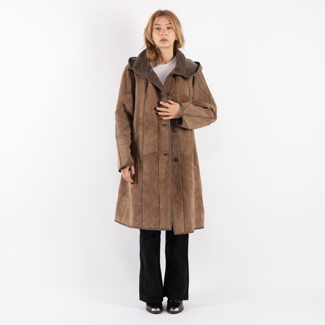 Vintage 90's Women Sheepskin Coat in Beige