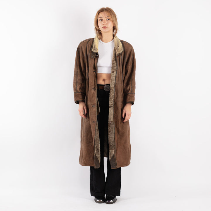 Vintage 90's Women Sheepskin Coat in Brown