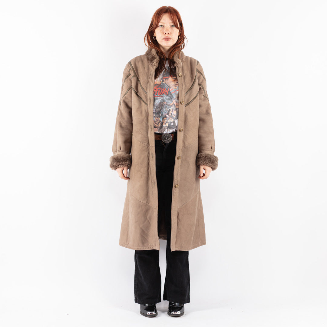 Vintage 70's Women Sheepskin Coat in Beige