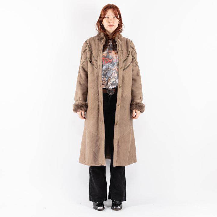 Vintage 70's Women Sheepskin Coat in Beige