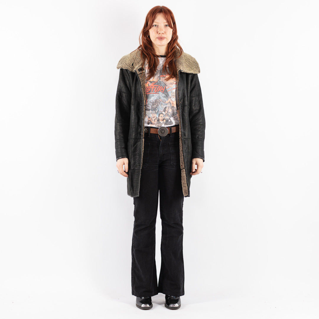 Vintage 90's Women Sheepskin Coat in Black