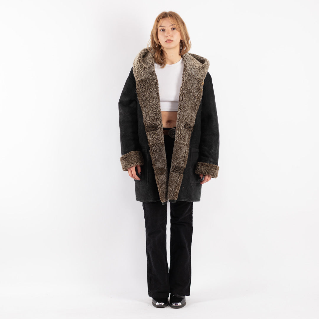 Vintage 90's Women Sheepskin in Black