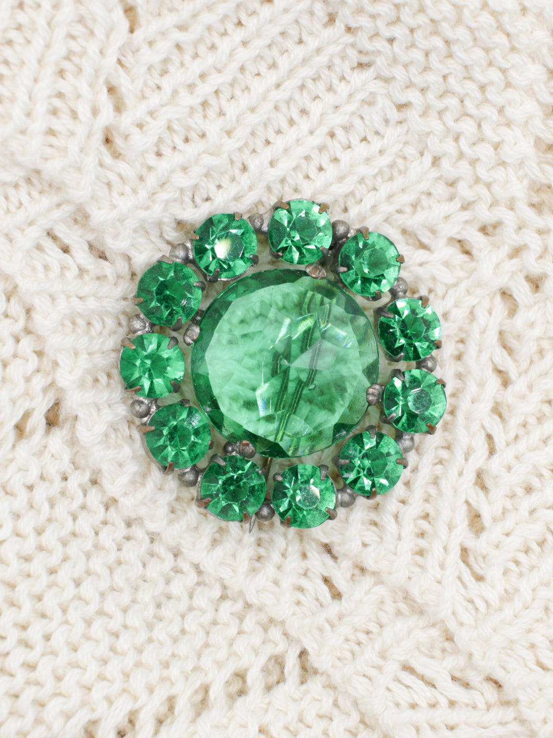 Vintage 50's Brooch in Green