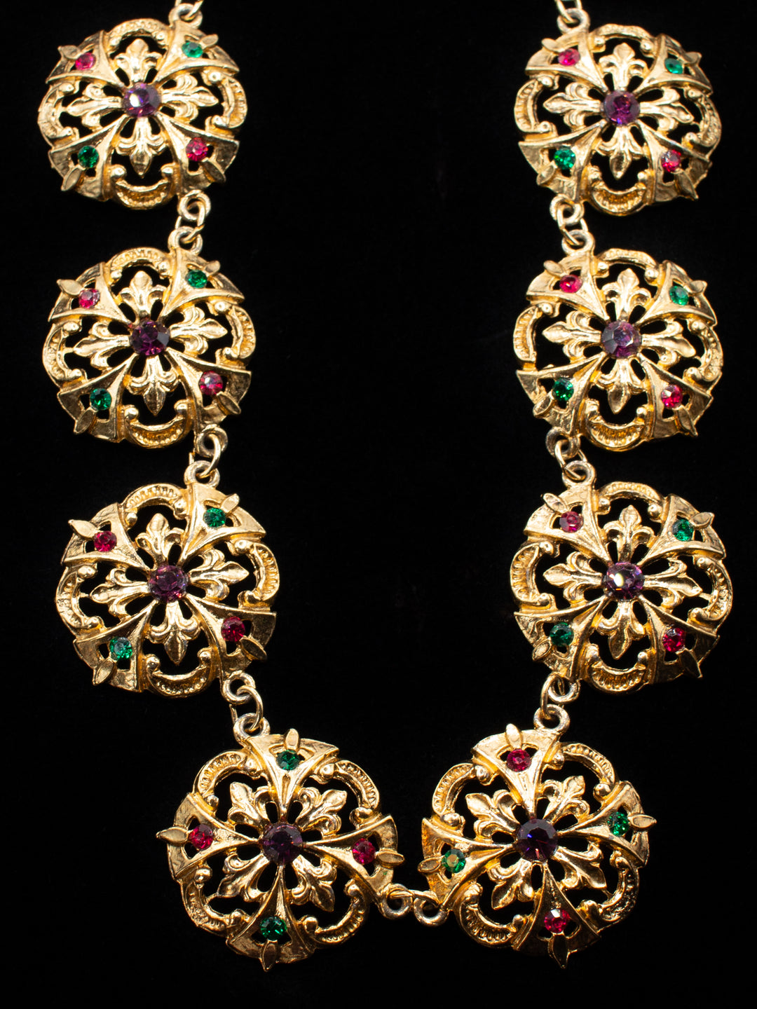 Vintage 80's Necklace in Gold