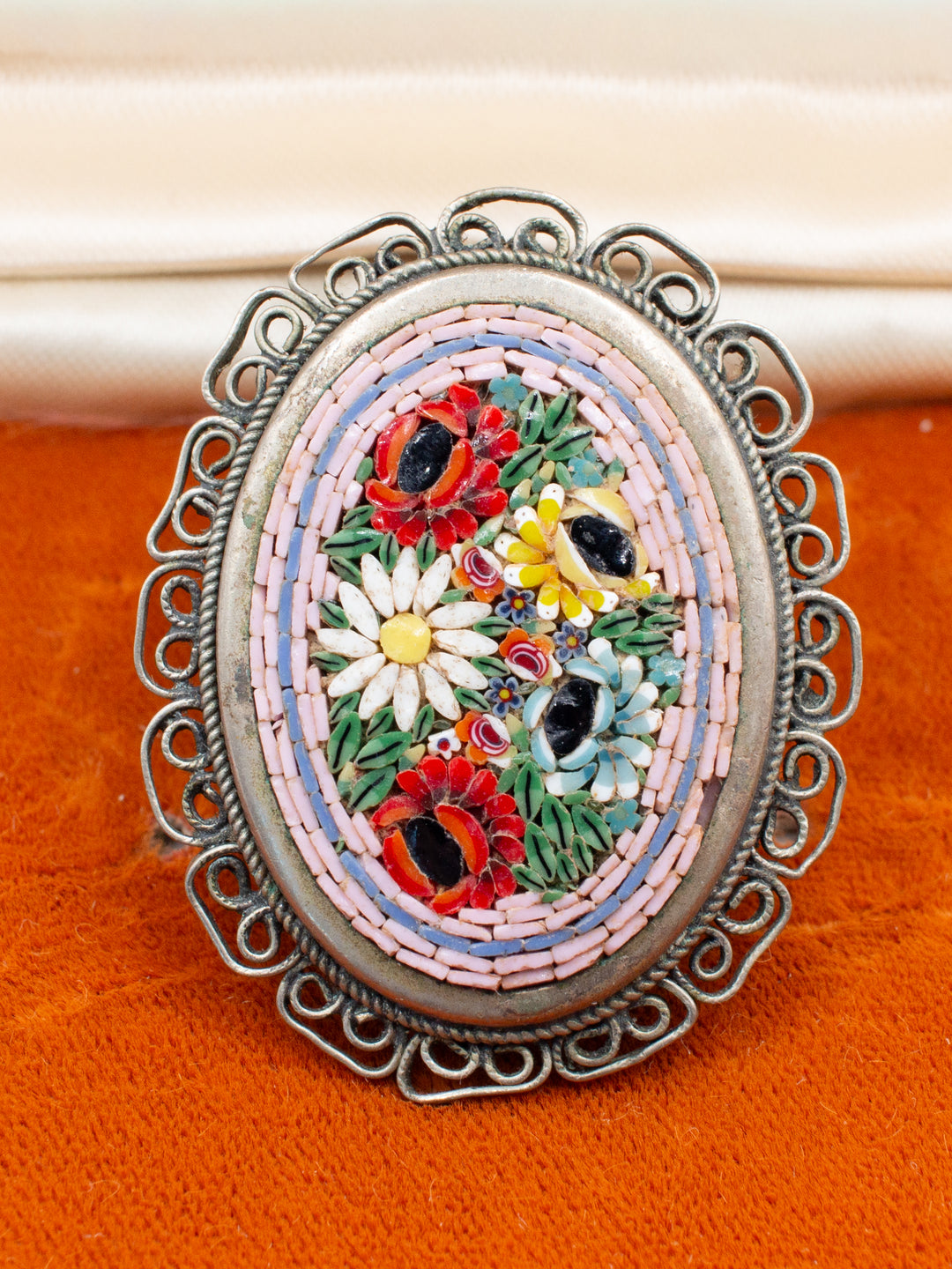 Vintage 50's Brooch in Multi