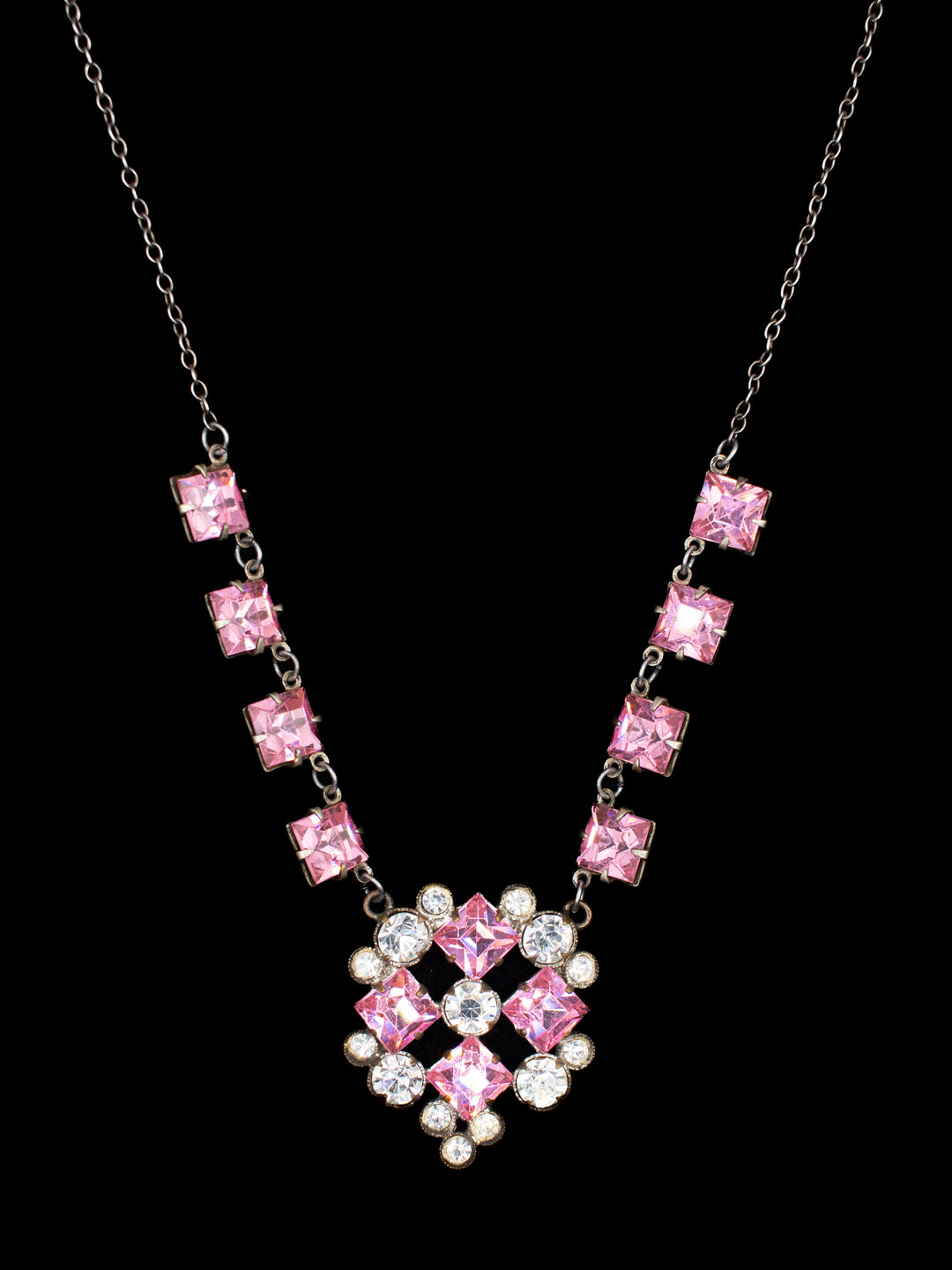 Vintage 20's Necklace in Pink