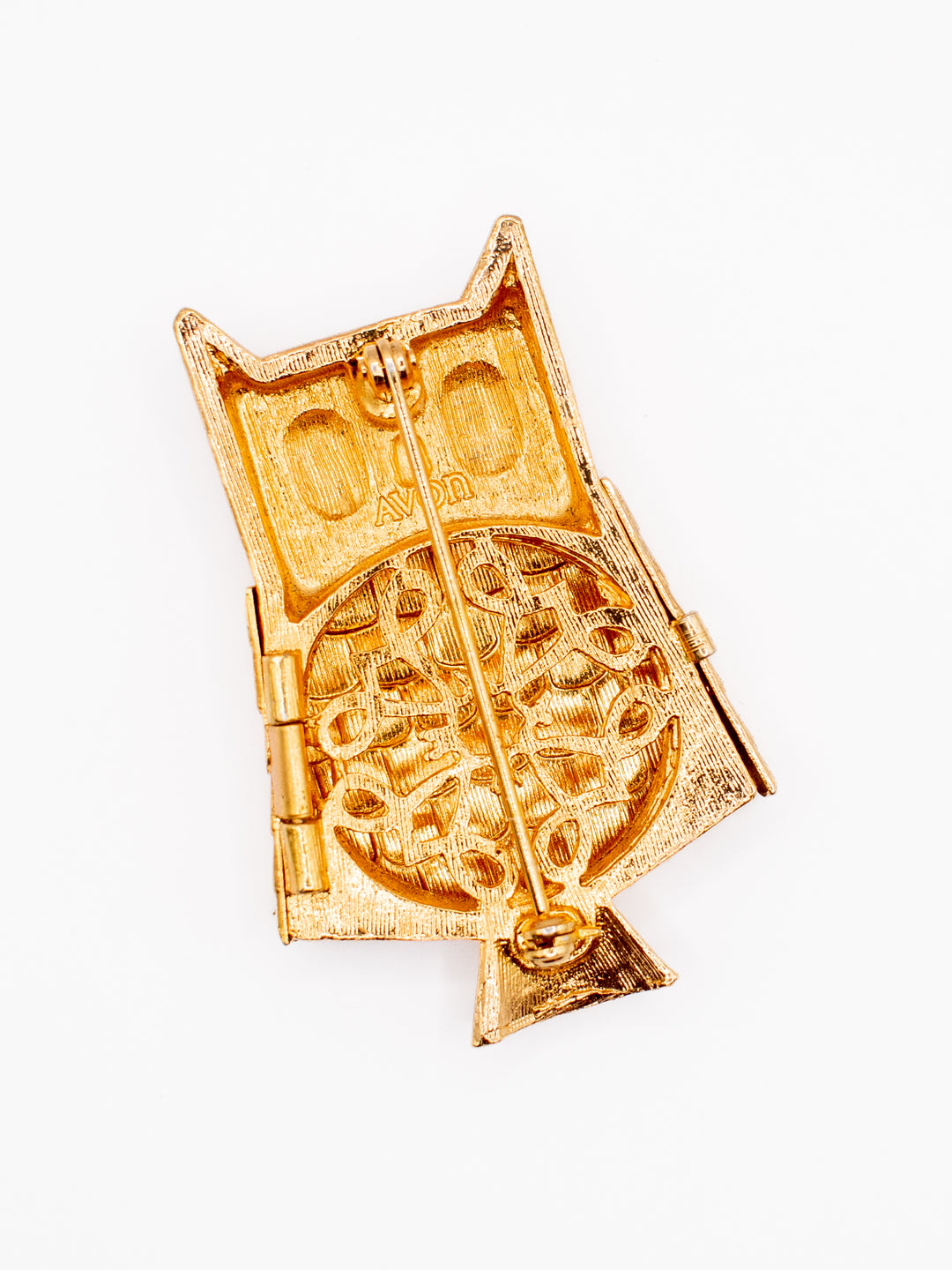 Vintage 70's Brooch in Gold