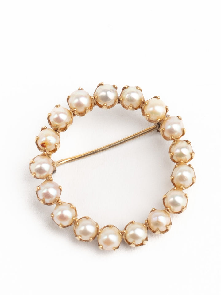 Vintage 50s Circle Brooch with Faux Pearls – Gold-Tone Wreath Pin