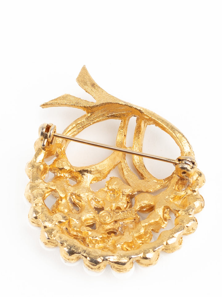 Vintage 50s REJA White Bead Bow Brooch – Gold-Tone Midcentury Cluster Pin
