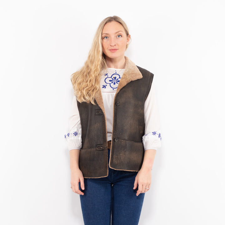 Vintage 90's Women Sheepskin Vest in BrownA0975