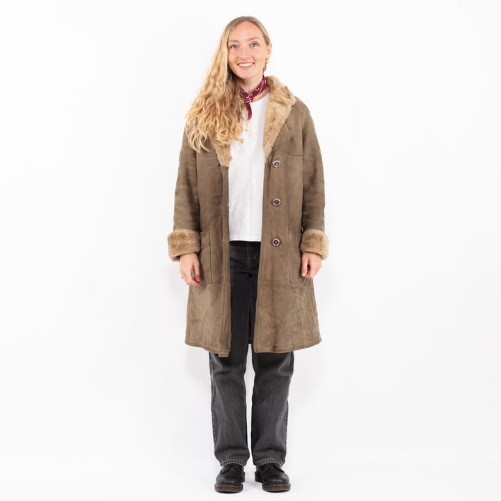 Vintage 70's Women Sheepskin Coat in BeigeA0591