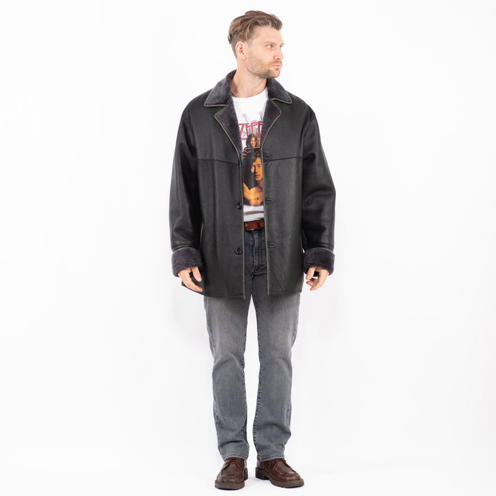 Vintage 90's Men Sheepskin Coat in BlackZ2037