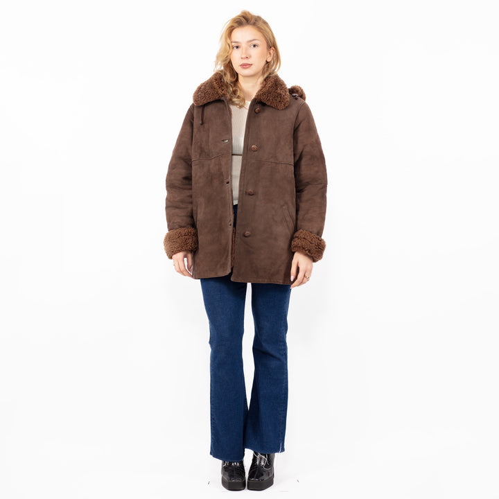 Vintage 90's Women Hooded Sheepskin Coat in Brown
