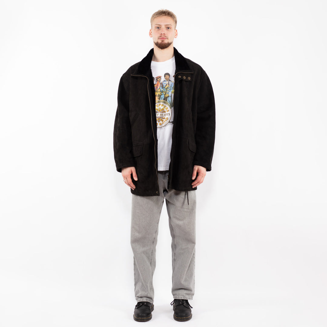 Vintage 90's Men Sheepskin Coat in Black