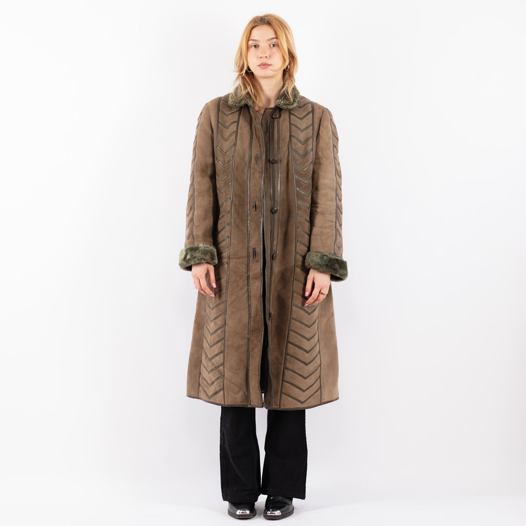 Vintage 80's Women Sheepskin Coat in BeigeV9650