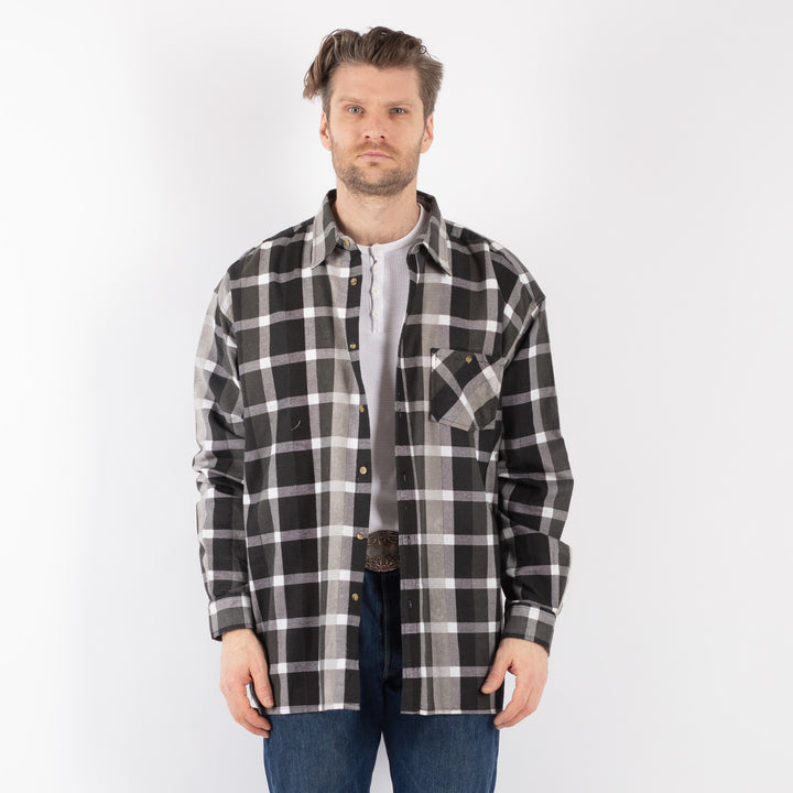 Vintage 90's Men Plaid Flannel Shirt in GrayZ1160