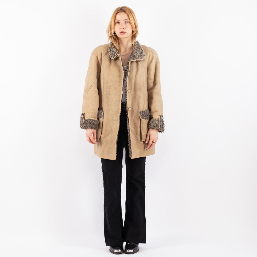 Vintage 80's Women Sheepskin Coat in BeigeV9652