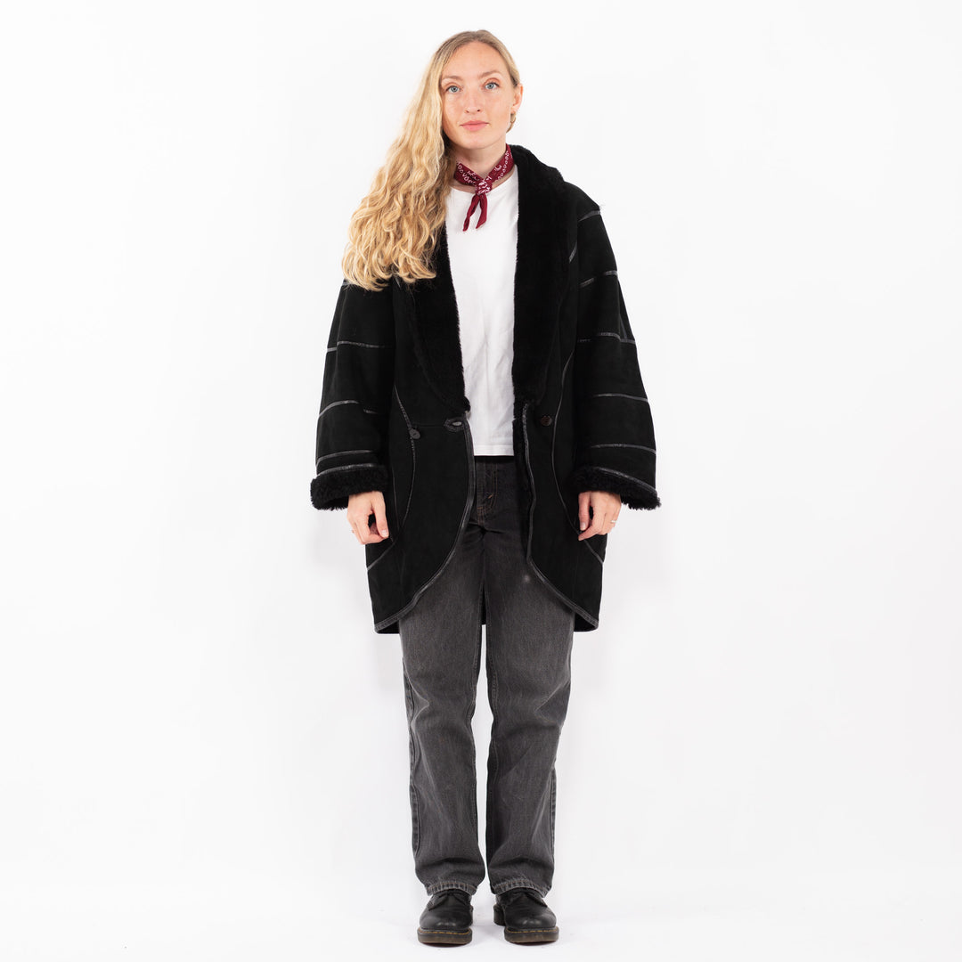 Vintage 80's Women Sheepskin Coat in BlackA0606