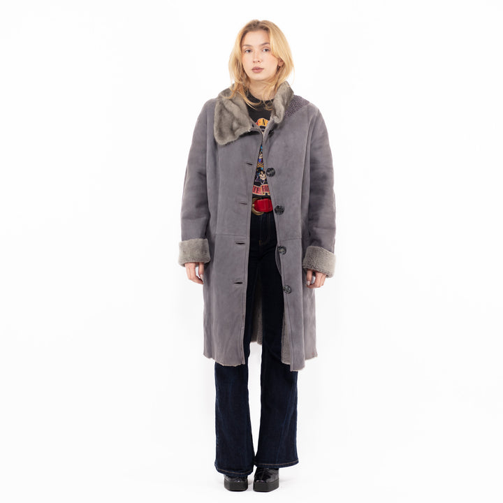 Vintage 90's Women Sheepskin Coat in GrayA1096