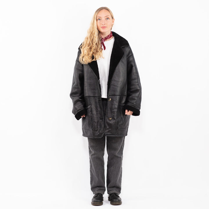 Vintage 90's Women Sheepskin Coat in BlackA0609