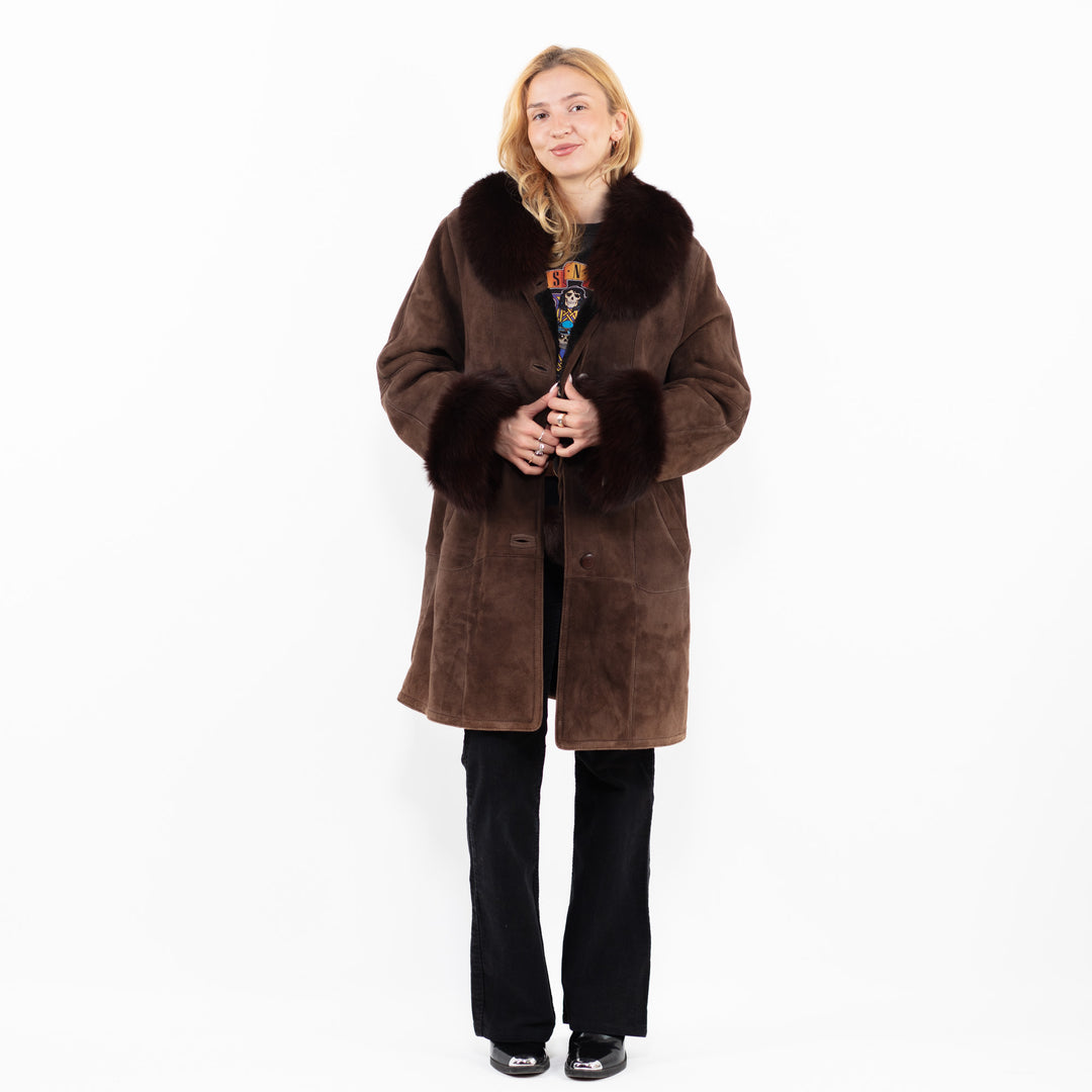 Vintage 90's Women Sheepskin Coat in BrownA0159