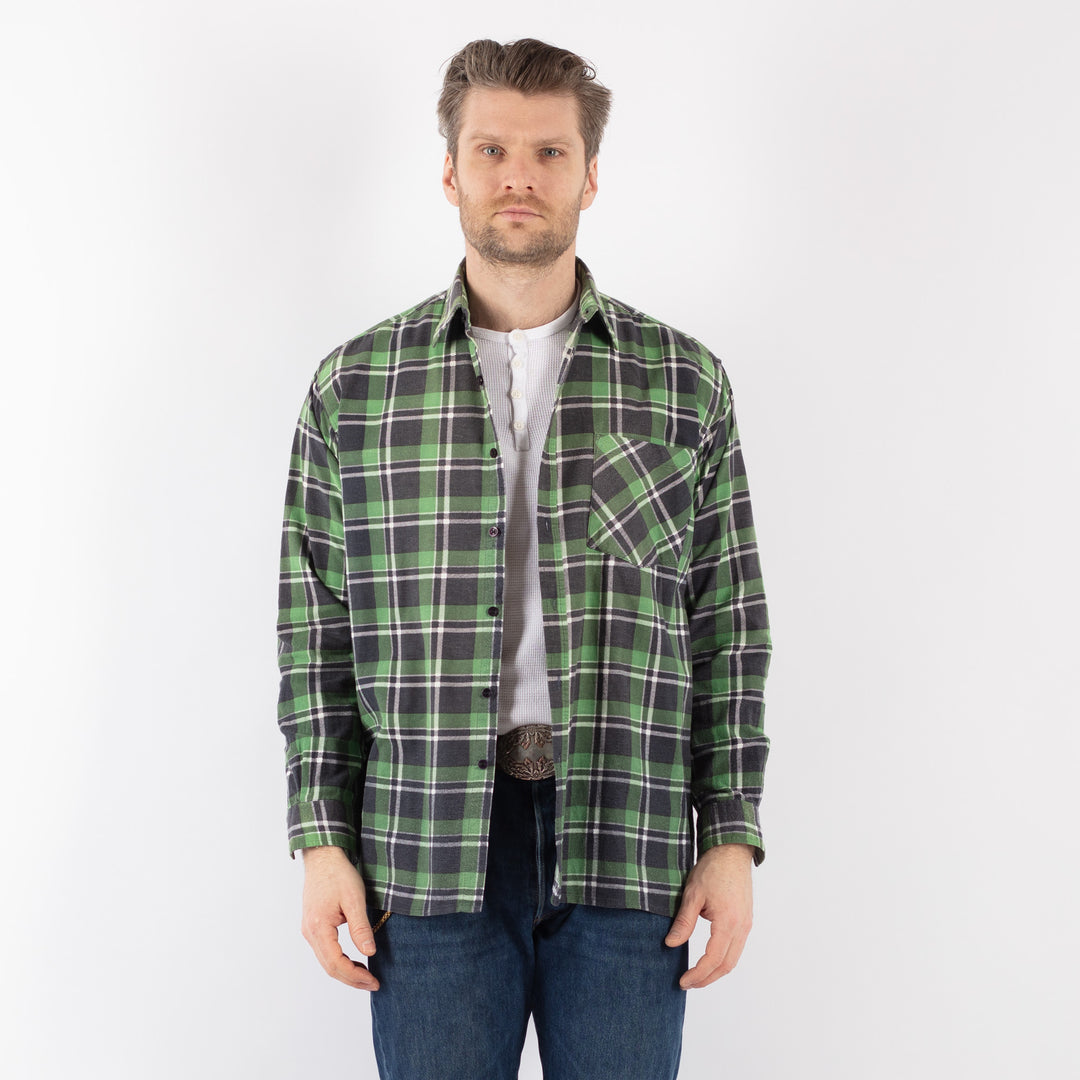 Vintage 90's Men Plaid Flannel Shirt in GreenZ1170