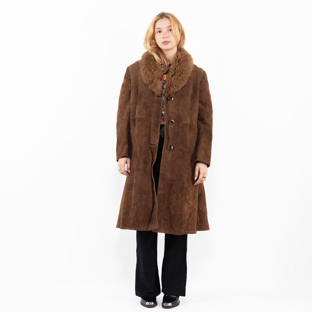 Vintage 70's Women Sheepskin Coat in BrownA0164