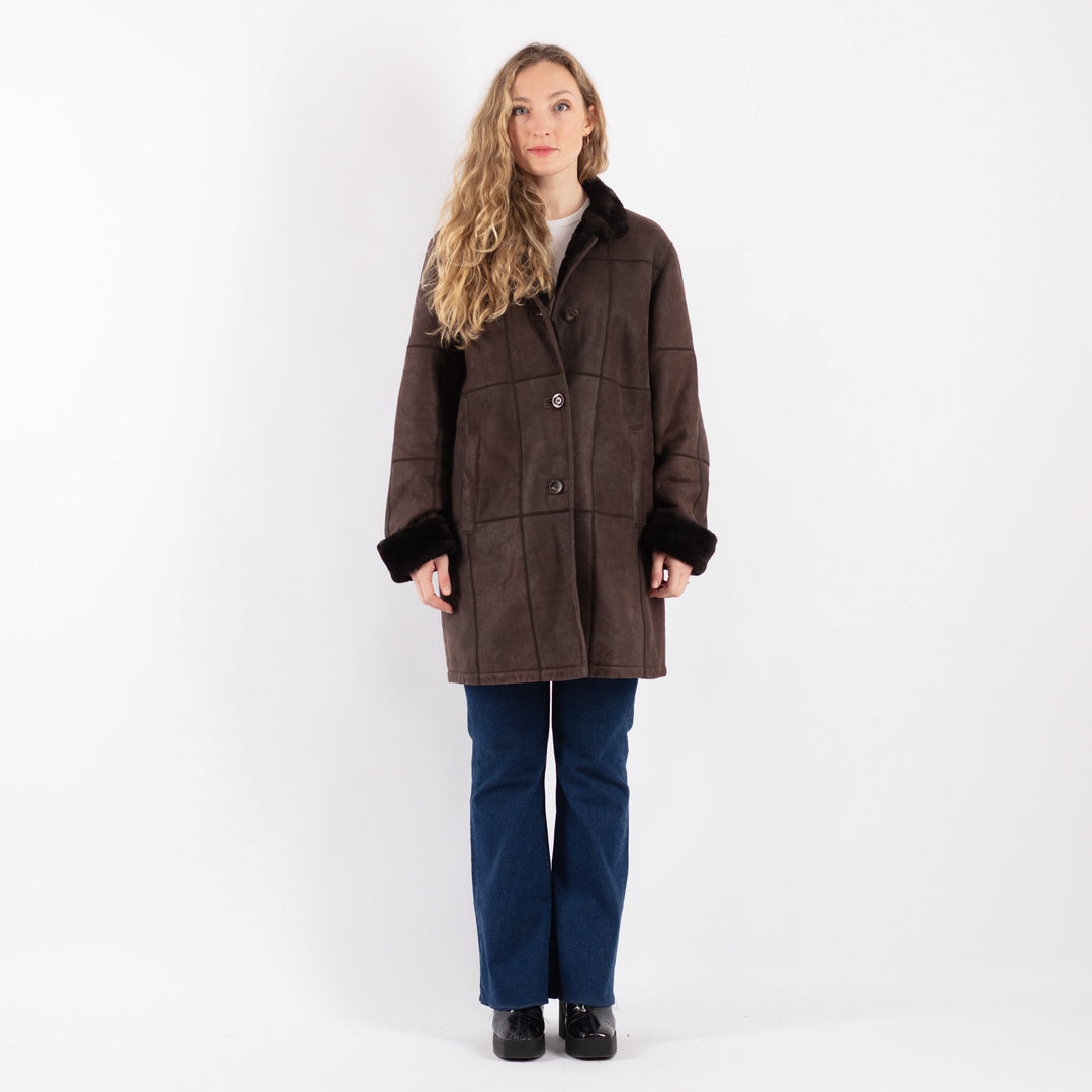 Vintage 00's Women Sheepskin Coat in Brown