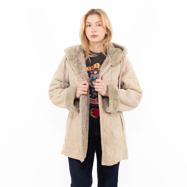 Vintage 80's Women Sheepskin Coat in BeigeA1102