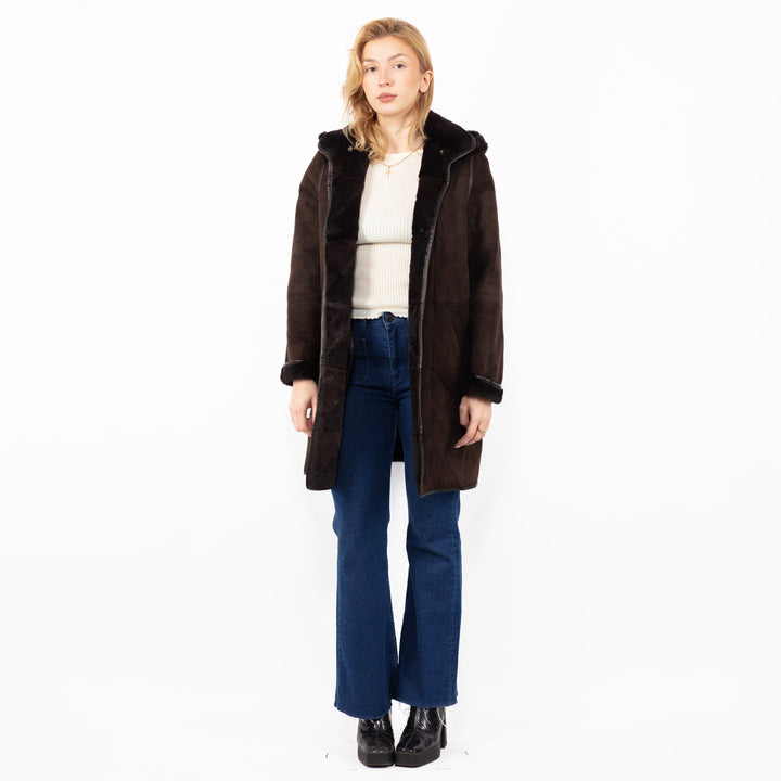 Vintage 90's Women Hooded Sheepskin Coat in Brown