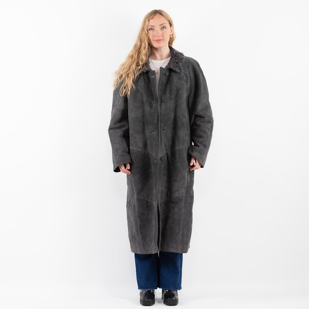Vintage 70's Women Sheepskin Coat in GrayV9874
