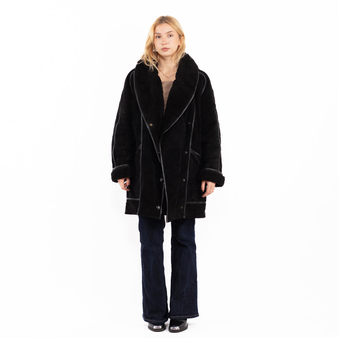 Vintage 90's Women Suede Sherpa Coat in Black