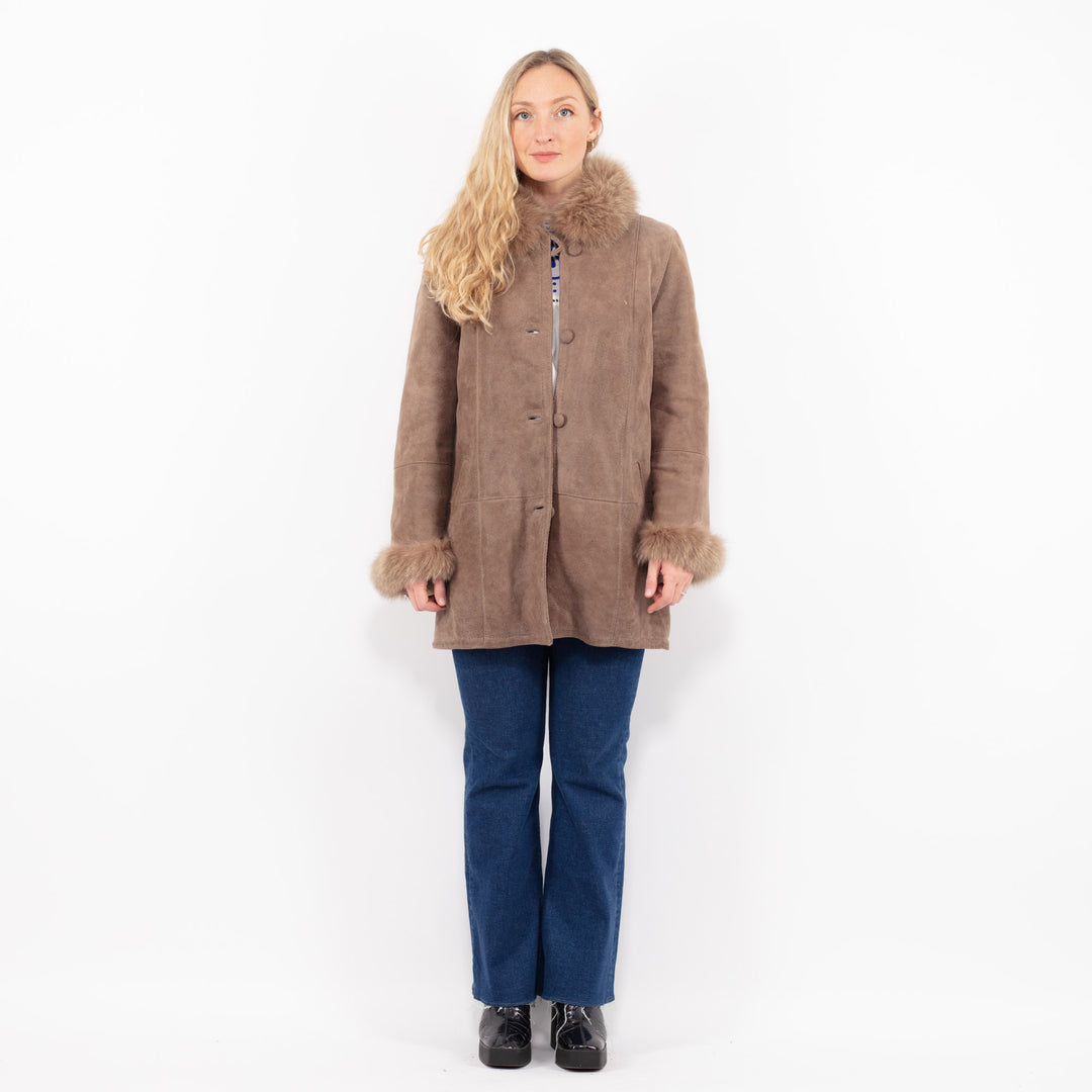 Vintage 90's Women Sheepskin Coat in BeigeA1010