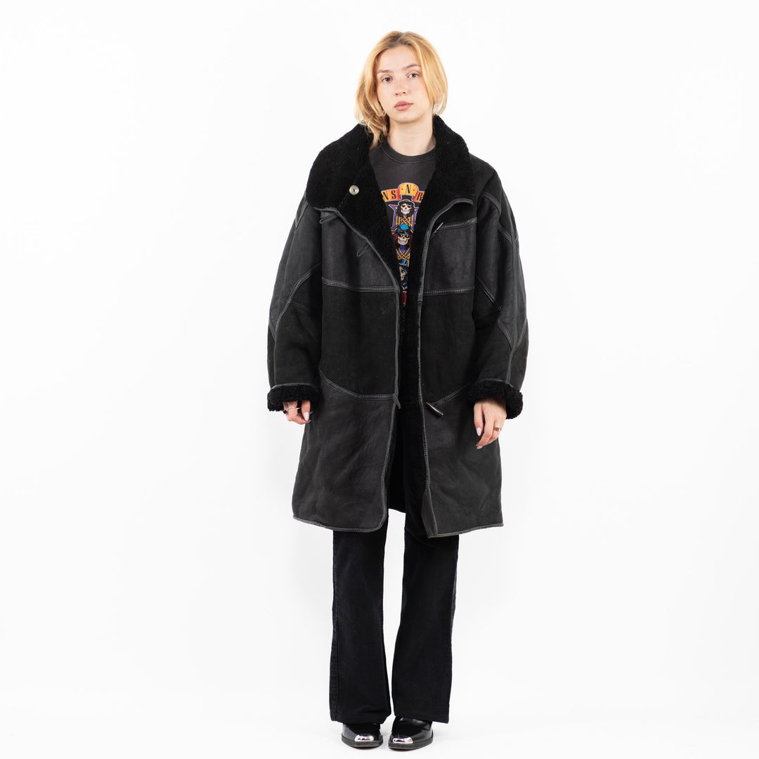 Vintage 80's Women Sheepskin Coat in BlackA0176
