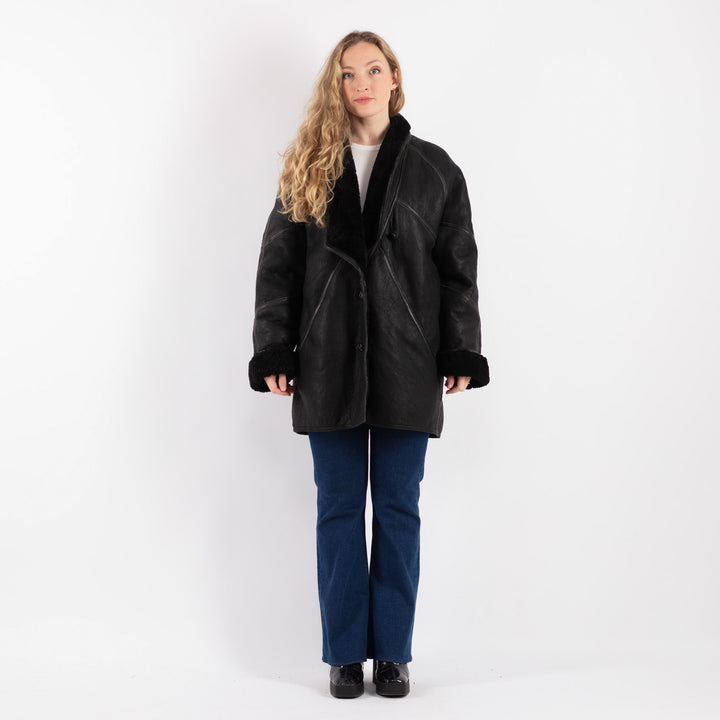 Vintage 90's Women Sheepskin Coat in Black