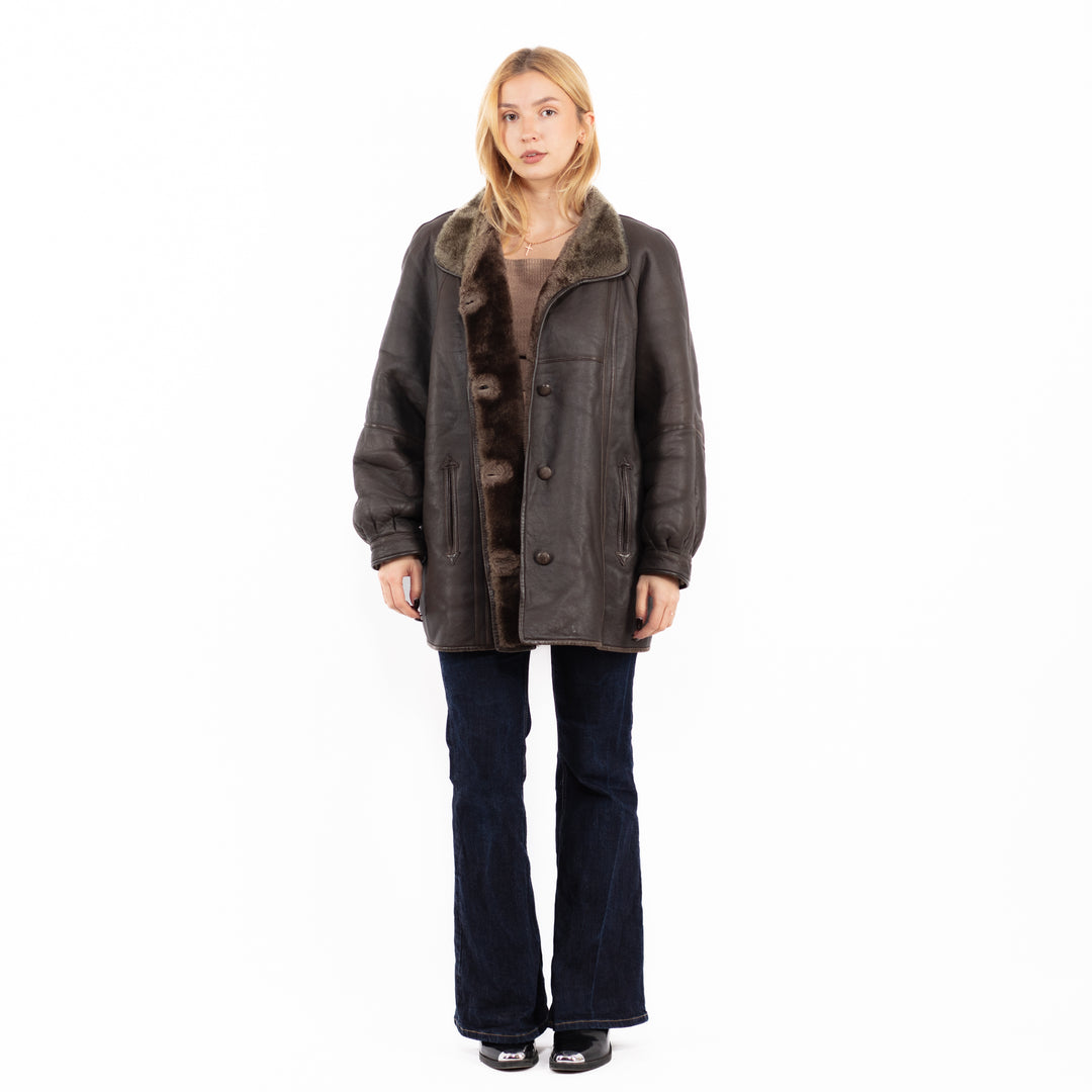 Vintage 80's Women Reversible Sheepskin Shearling Coat in Brown