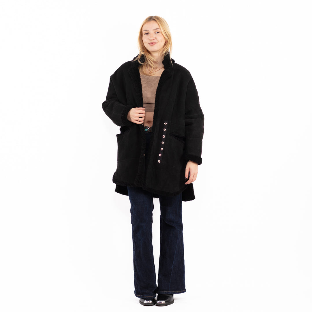 Vintage 90's Women Sheepskin Coat in Black