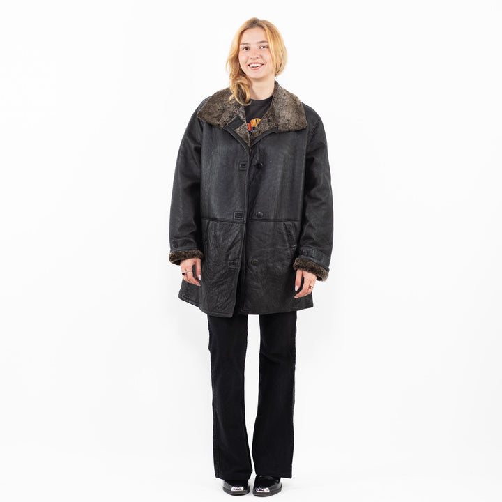 Vintage 90's Women Sheepskin in BlackA0181