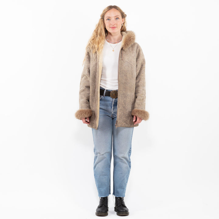 Vintage 90's Women Sheepskin Coat in BeigeA0287