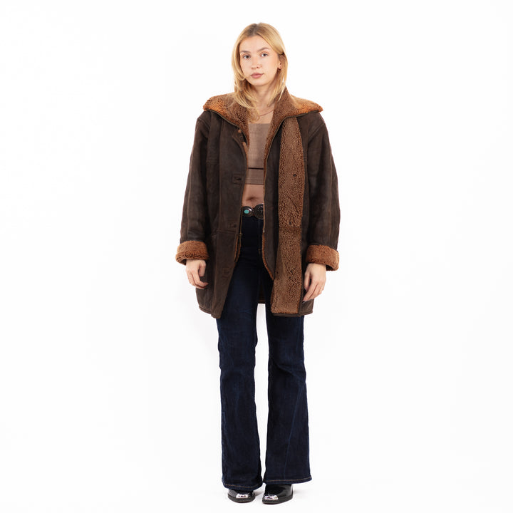 Vintage 90's Women Sheepskin Coat in Brown