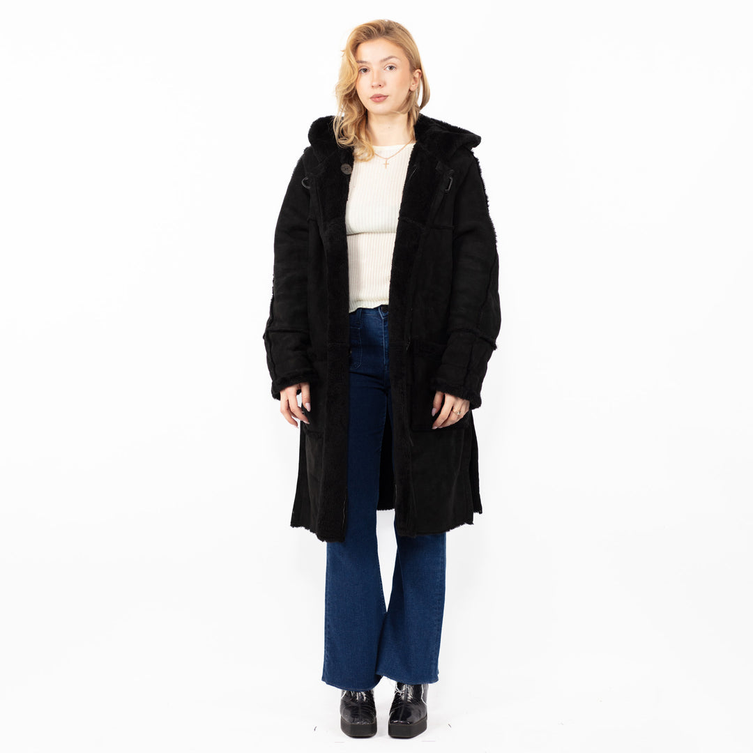 Vintage 90's Women Hooded Sheepskin Coat in Black
