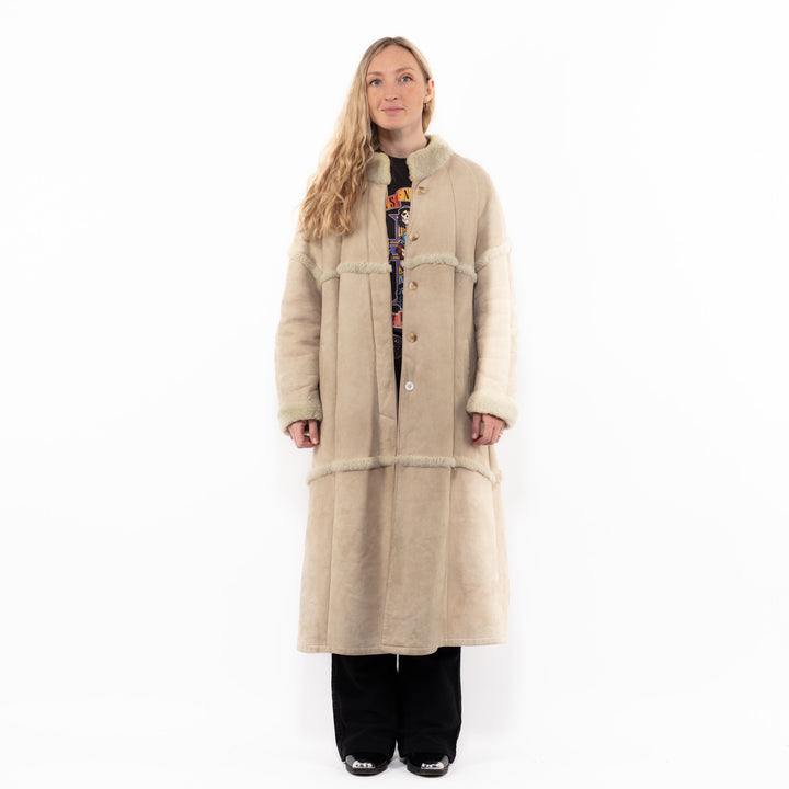 Vintage 80's Women Sheepskin Coat in BeigeA0916