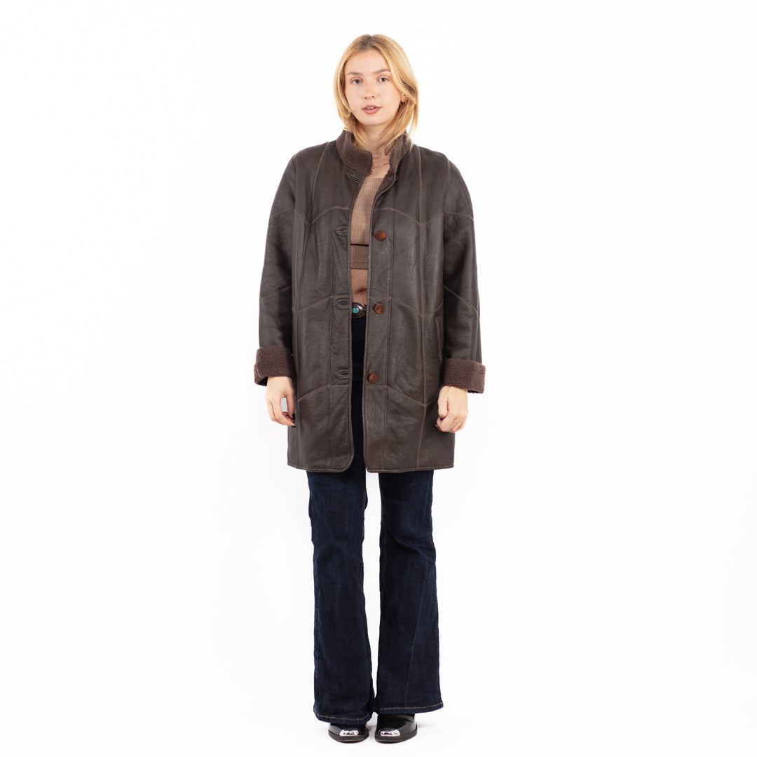 Vintage 90's Women Sheepskin Coat in Brown